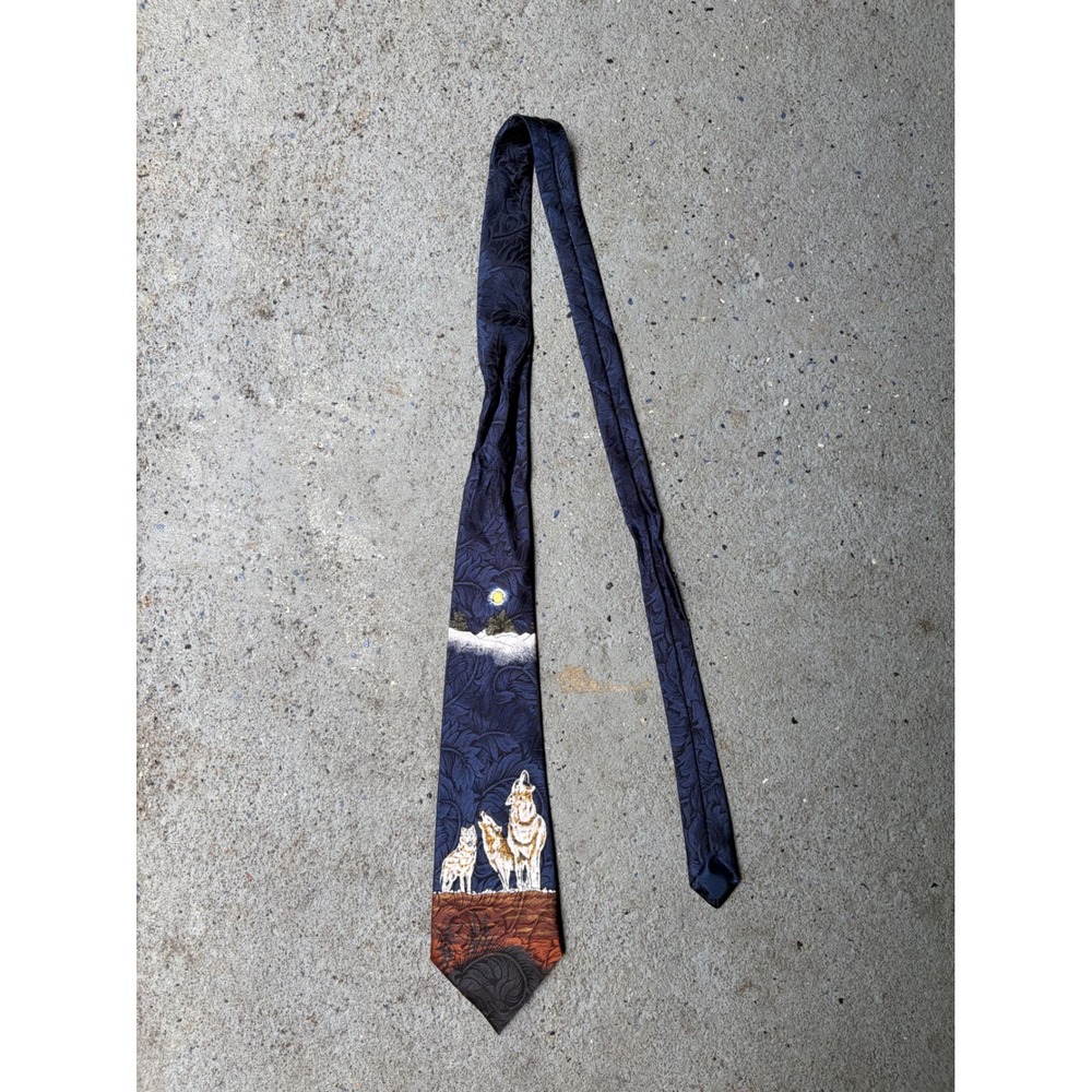 Dino Romano Hand Made Howling Wolf Moon Nature Graphic Navy Jacquard Necktie - Picture 1 of 3